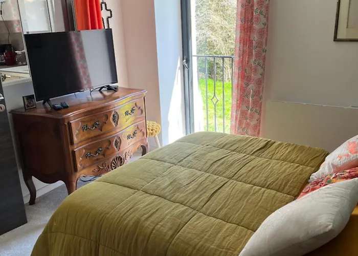 De Coussanne 3 Apartamento